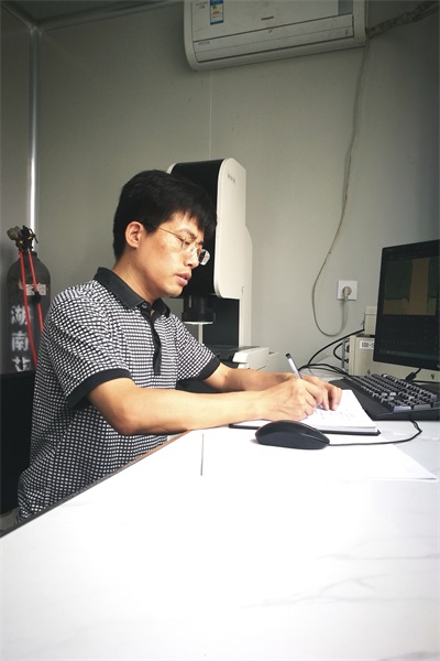 贵州大学毕业证发放时间