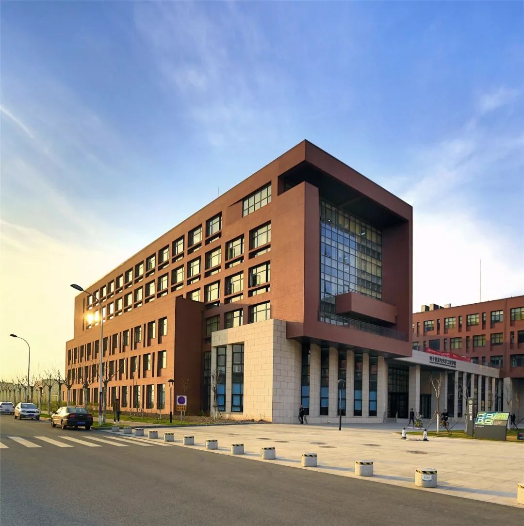 南开大学滨海学院